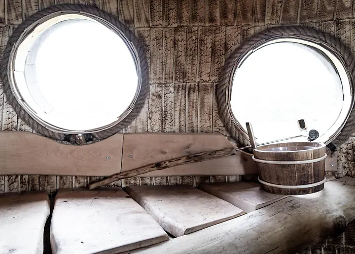 Pihla Inspiratsioonitalu Saunakompleks Kopu (Hiiumaa)